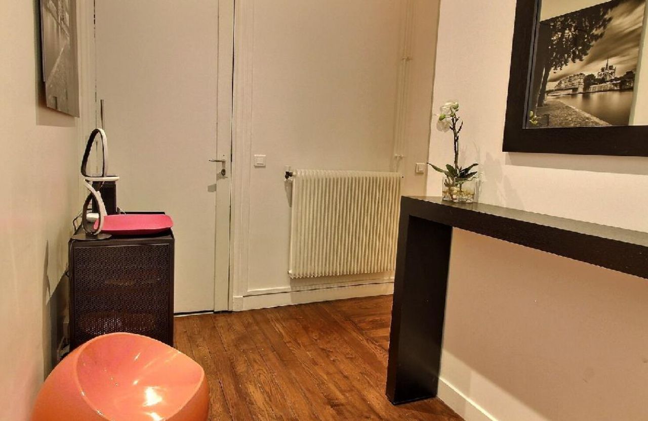 Rent Furnished Apartment - 100m² - Champs Elysées - Etoile