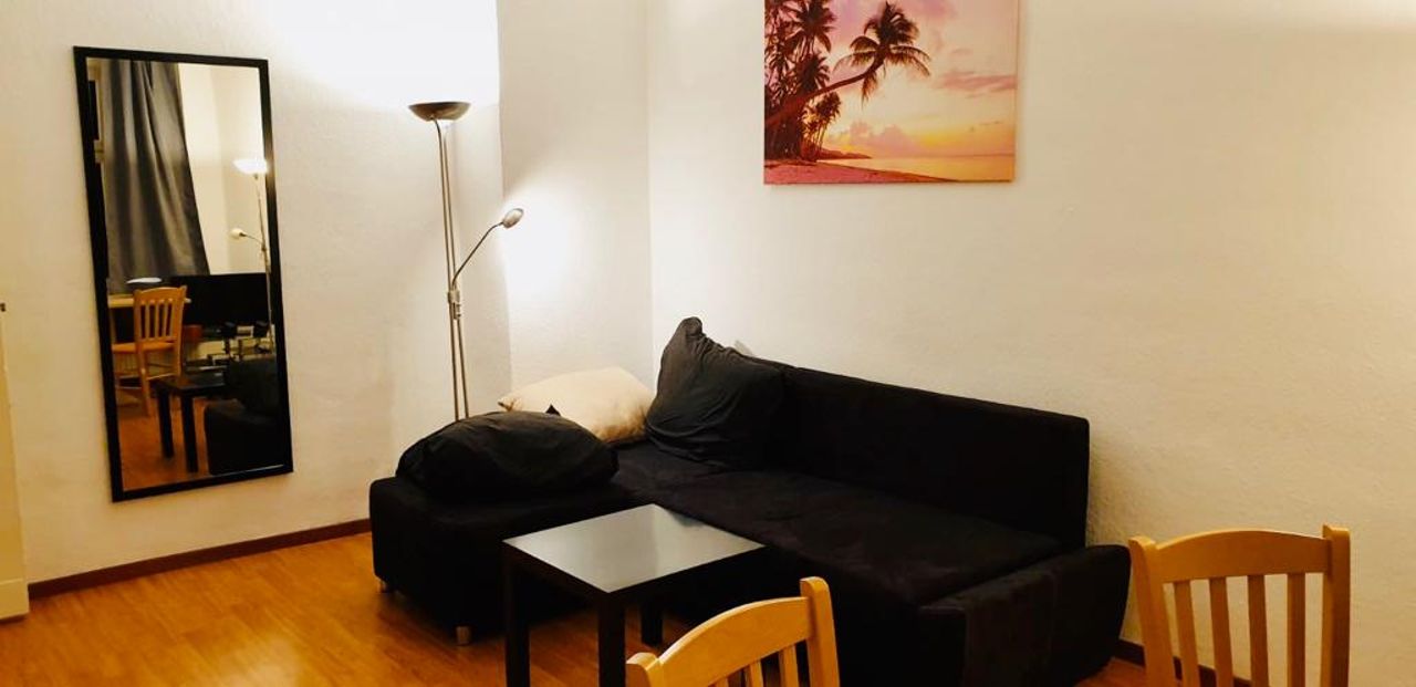 Neat and spacious suite in Friedrichshain