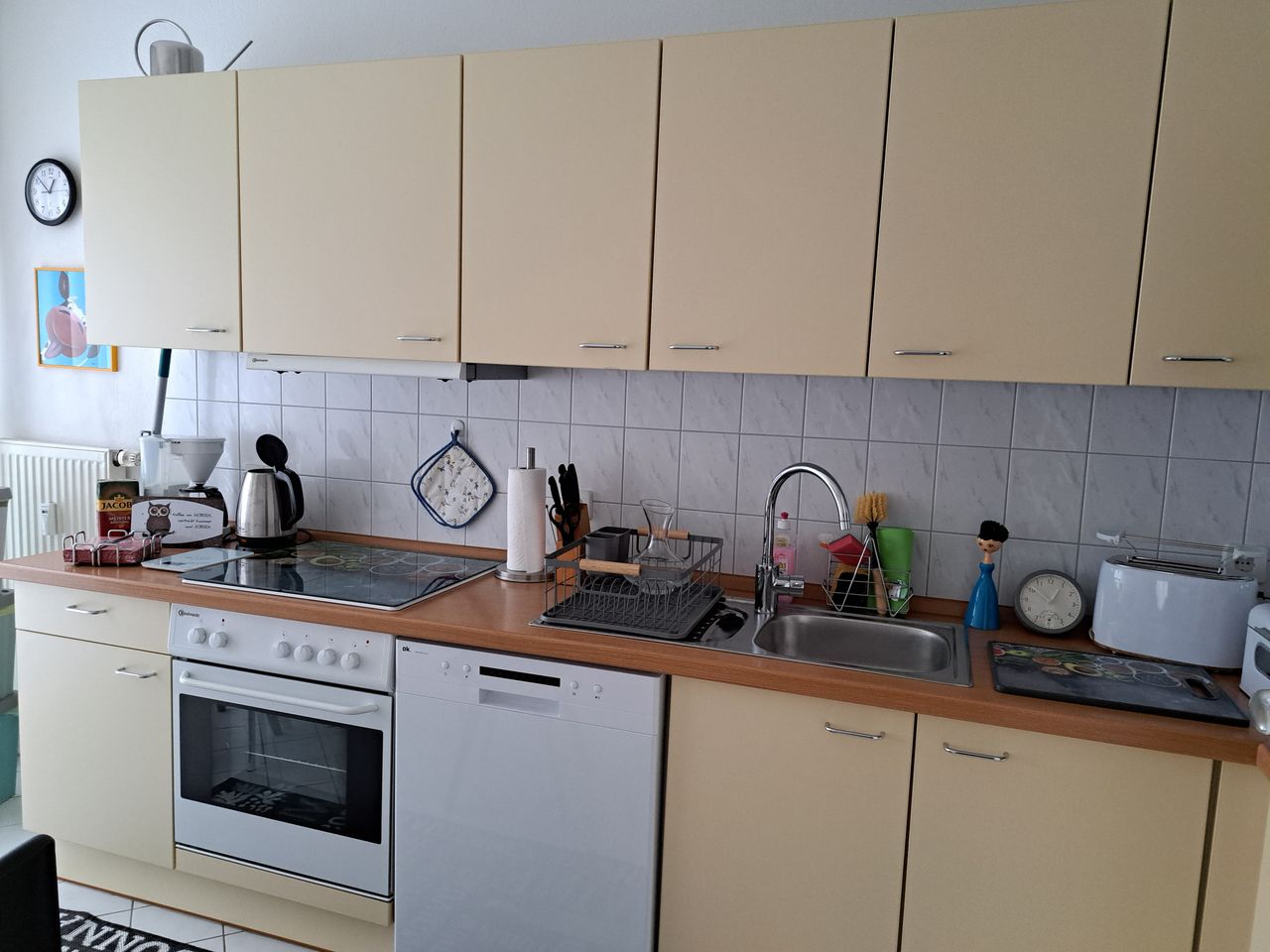 Furnished flat with balcony in a central location in Berlin Mitte
