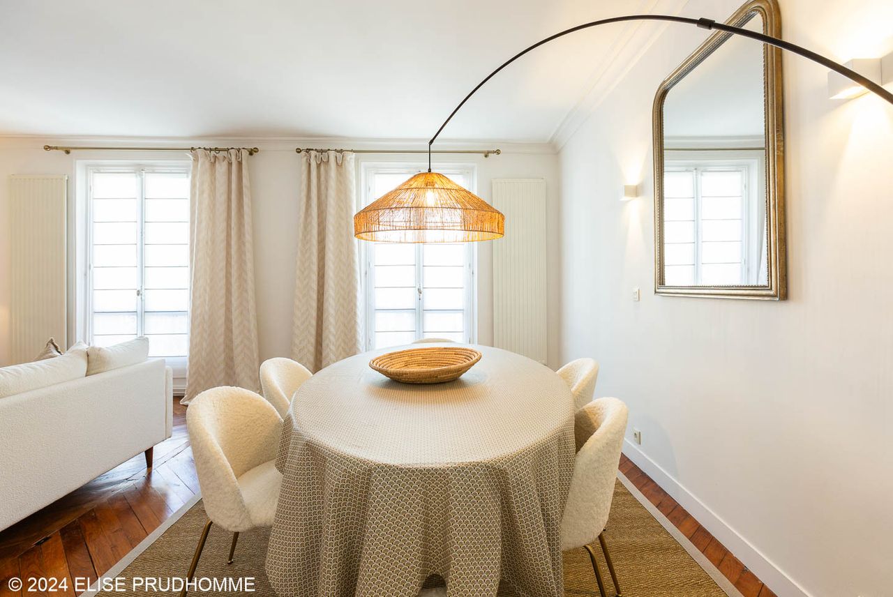 Charming furnished 3-bedroom apartment in the heart of latin quarter