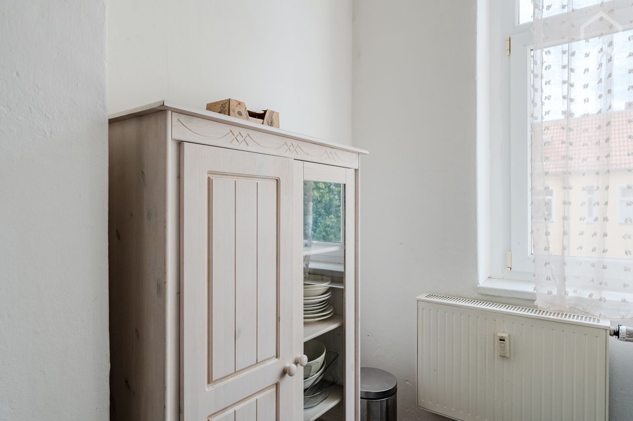 Managed by Wunderflats: Charming Bohemian Chic Altbau Apartment with Balcony in the Quiet Inner Courtyard - Berlin Wedding