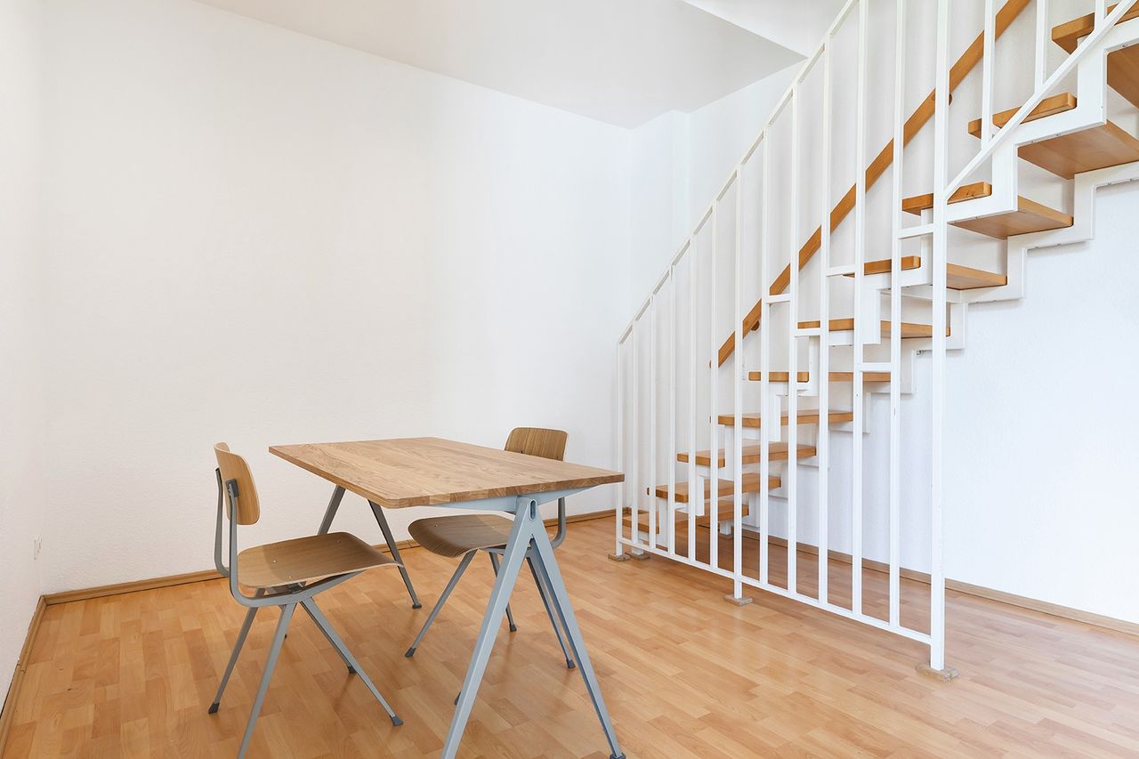 Inspiring duplex 2-room apartment in Simplonstrasse