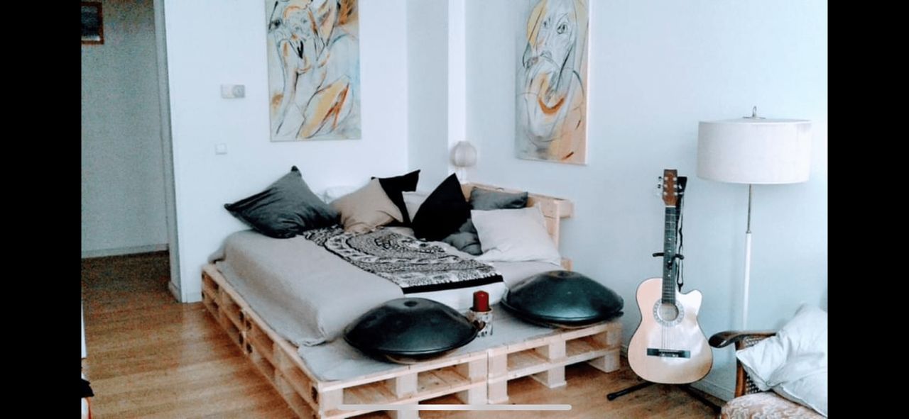 Charming Furnished Altbau Apartment for Rent in Friedrichshain!