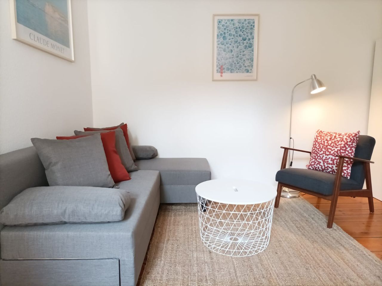 Spacious one bedroom apartment top location in Wedding (Seestrasse U6)