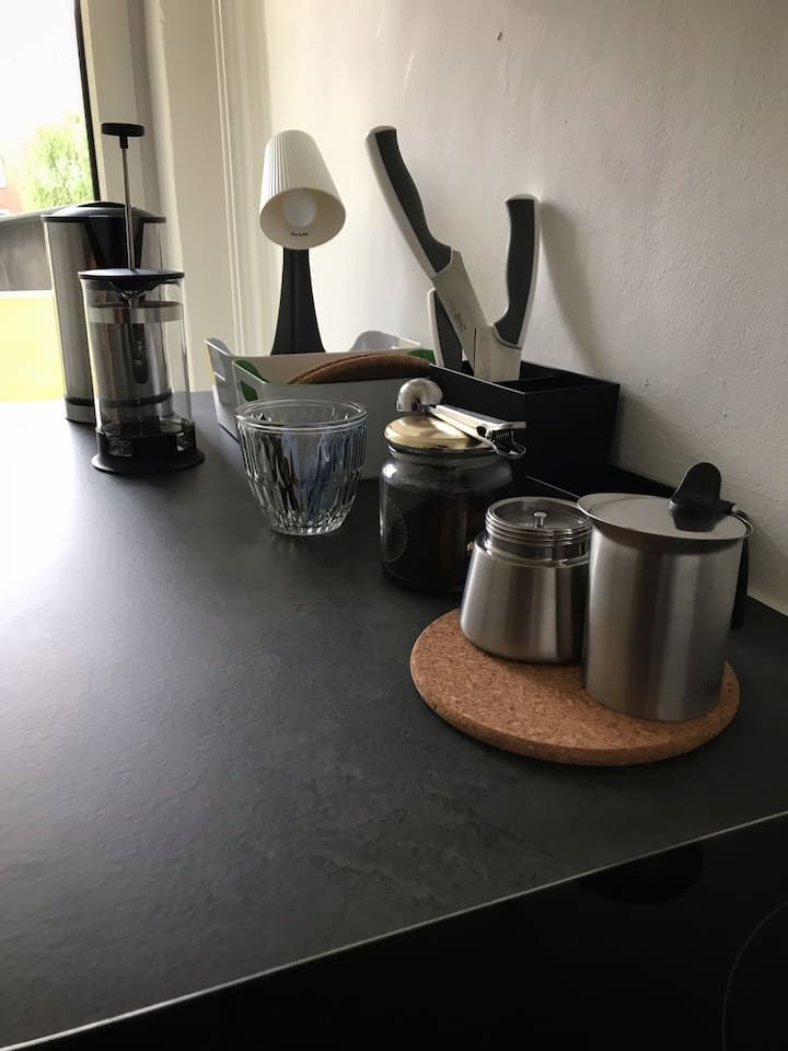 Charming old building apartment in Kiel Südfriedhof | Balcony"
