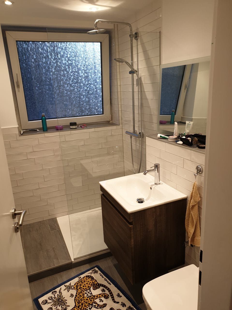 Furnished 2 bedroom apartment with balcony in Cologne city center