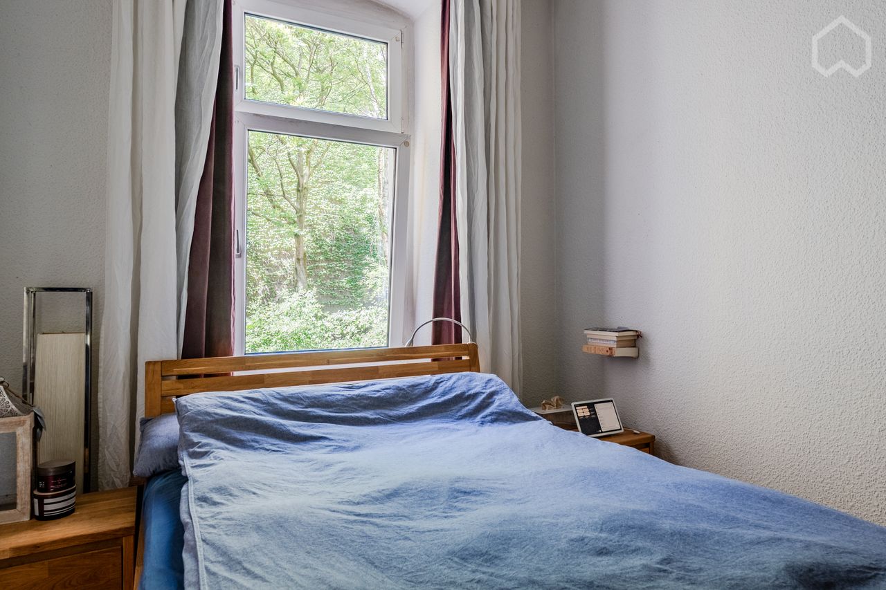 Move in & feel at home: Charming family apartment in the green Bergmann-Kiez