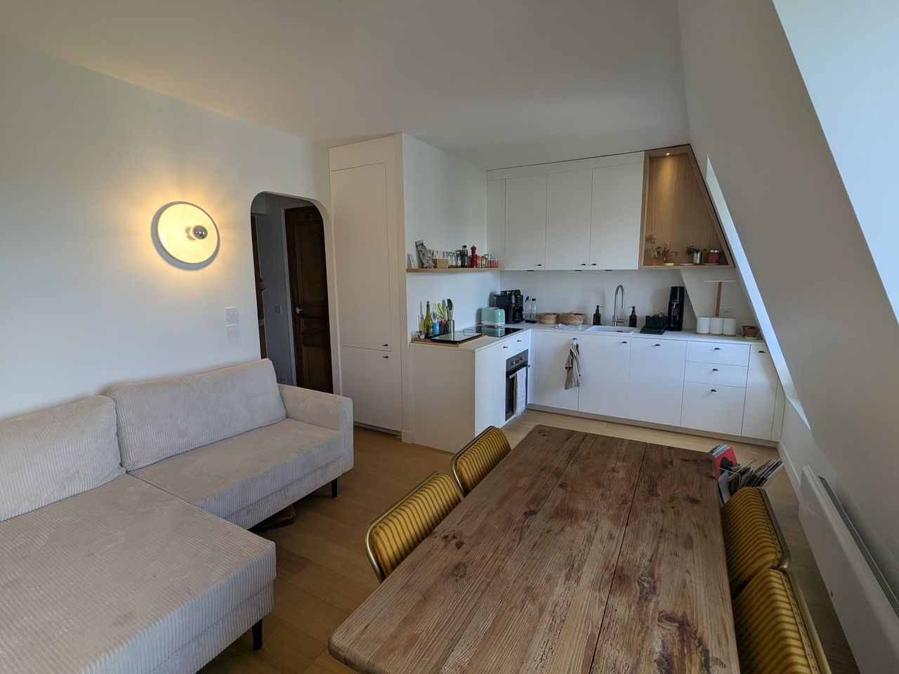 Bright apartment with view of the Sacré-Cœur - 1 separate bedroom - Paris 18e