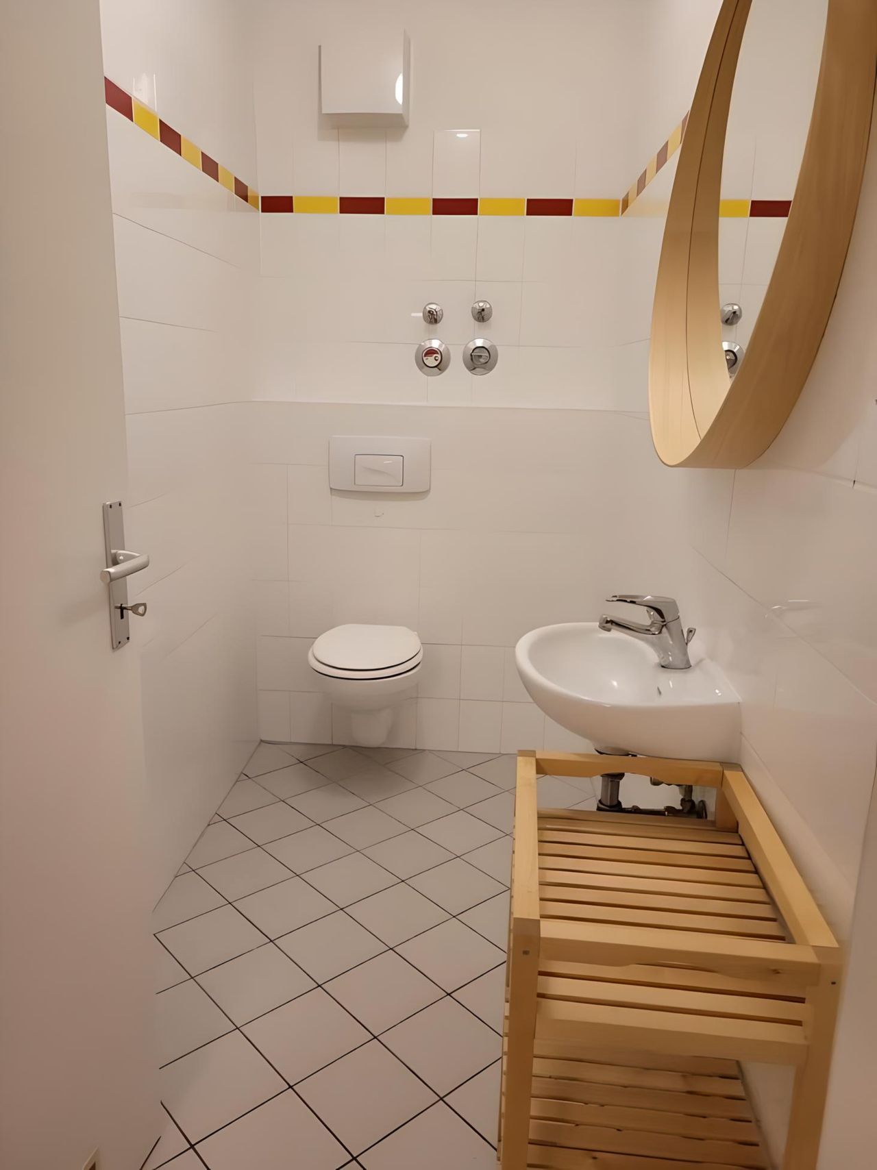 Modern 5 bedroom apartment in Berlin Friedrichshain