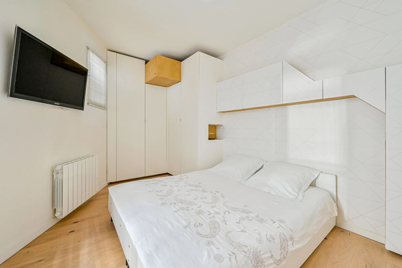 Modern and stylish 1-bedroom apartment in Le Marais