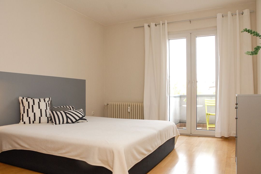 Cozy, bright suite in Duisburg- Dellviertel