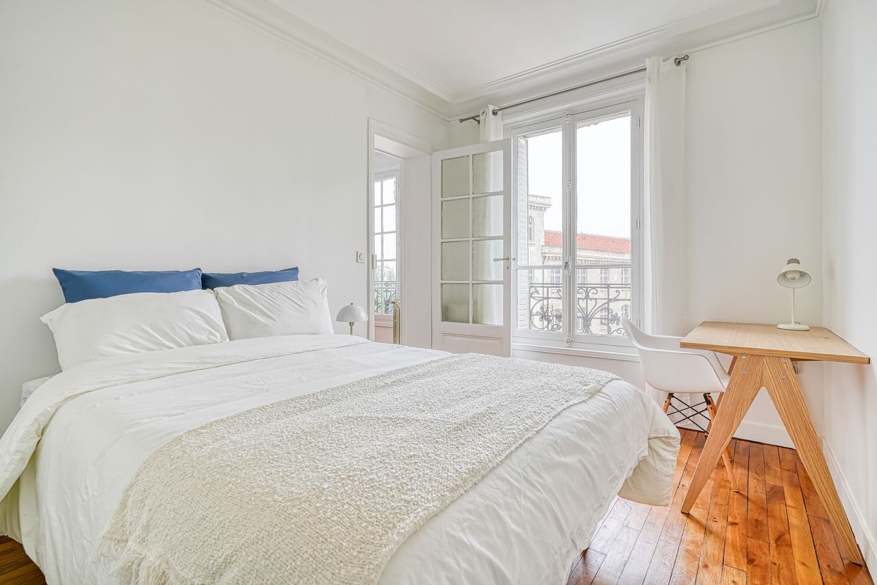 Charming 2-Bedroom Furnished Apartment Near Montmartre