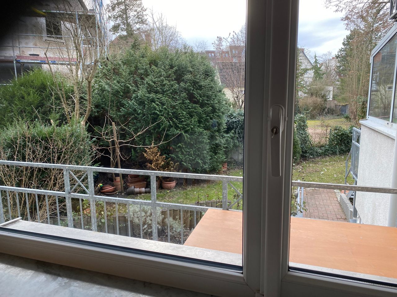 Sunny, fully furnished and newly renovated flat in Schmargendorf/Wilmersdorf close to Freie University (FU)