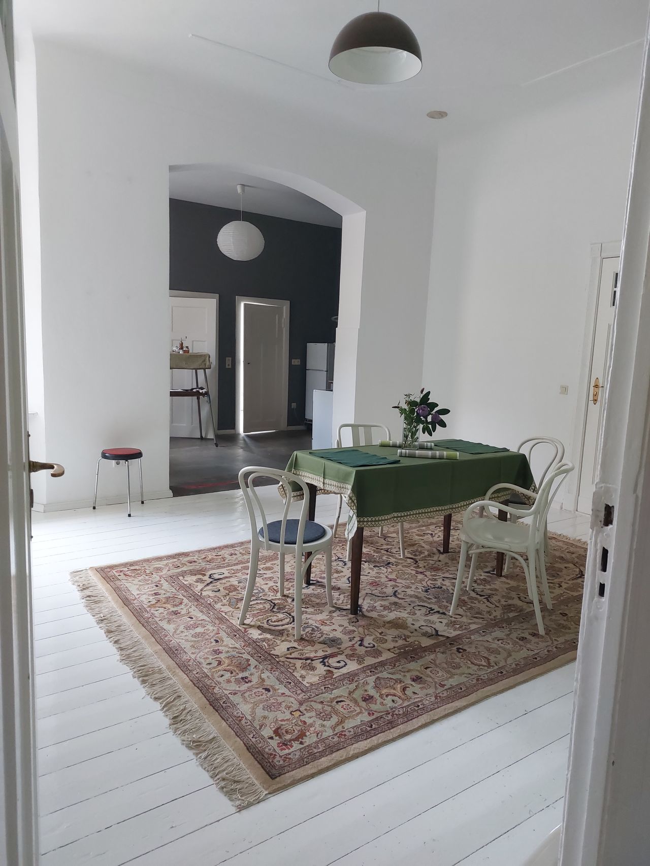 Cute and gorgeous suite located in Charlottenburg (Berlin)