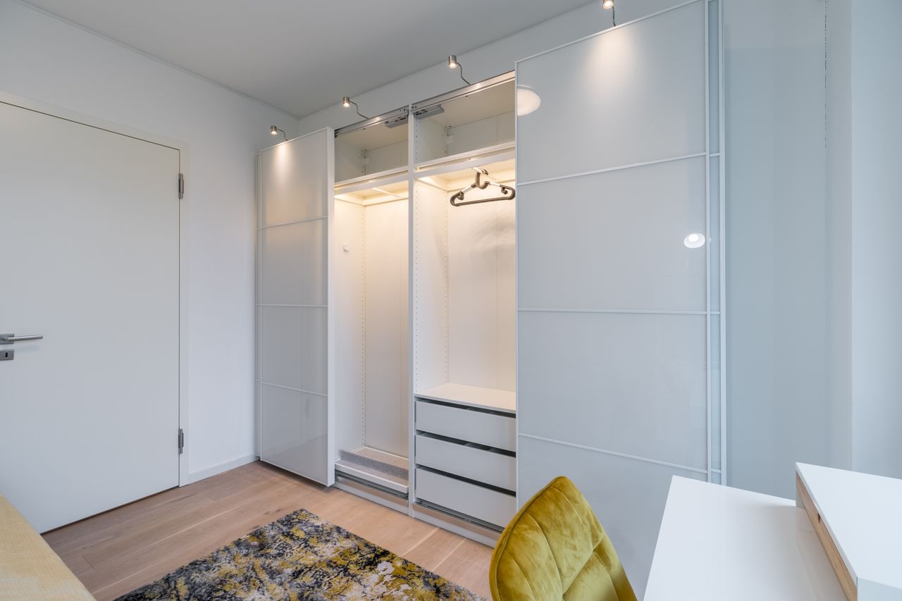Luxury 2-bedroom apartment at river bank in Tiergarten