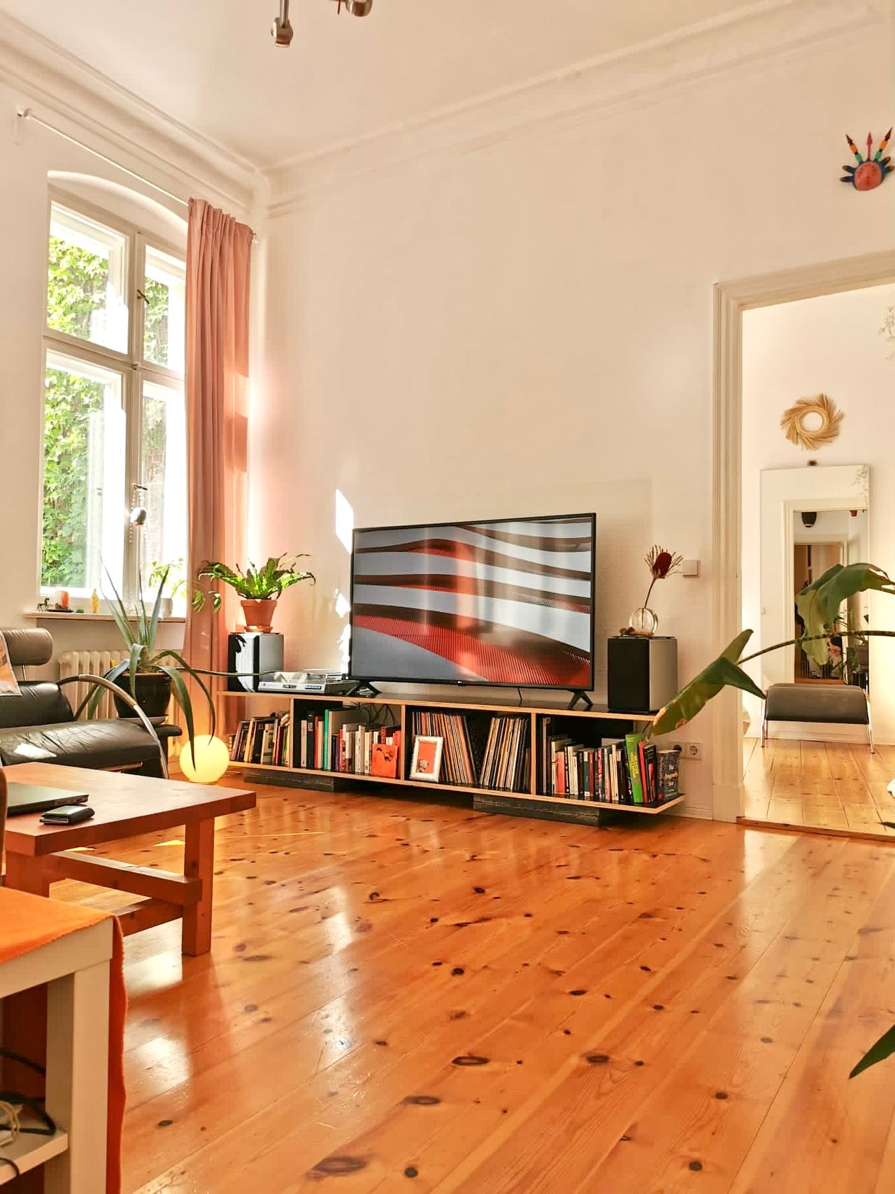 Cosy & Spacious 3 Room Artist Apartment in Berlin Center