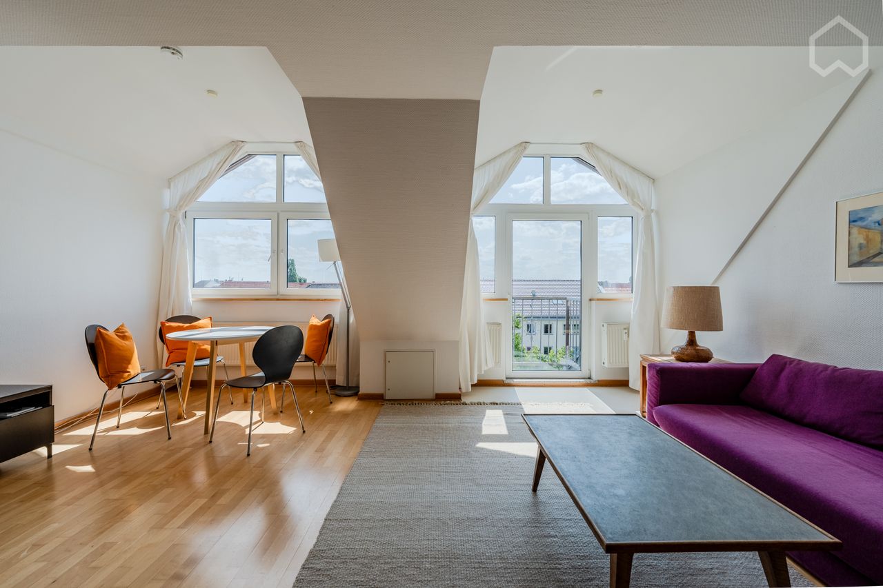Penthouse maisonette with terrace in Charlottenburg-Westend