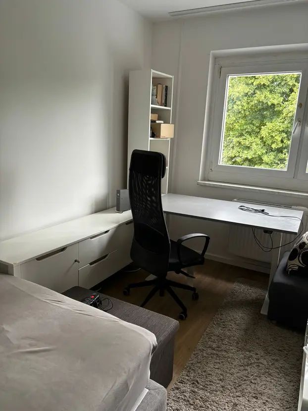 Furnished Studio Apartment in Hohenschönhausen Lichtenberg, 30 mins from AlexanderPlatz