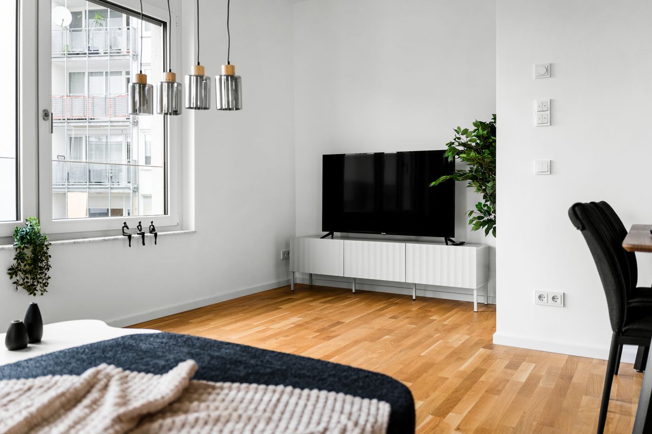 EXQUIS Luxus 2BR Apartment FRITZ I Balcony I next to Mercedes I Stuttgart I Kitchen I Home Office