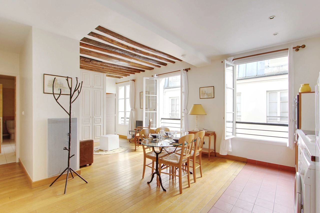 Charming 49m² Apartment with Modern Amenities in Paris - SORBONNE