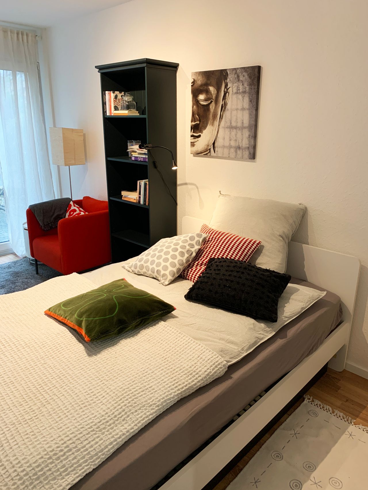 Freshly furnished, cozy apartment with new bathroom in Mainz