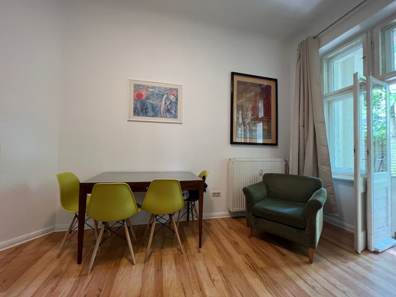 High-end 2 Bedroom Apt with terrace and garden