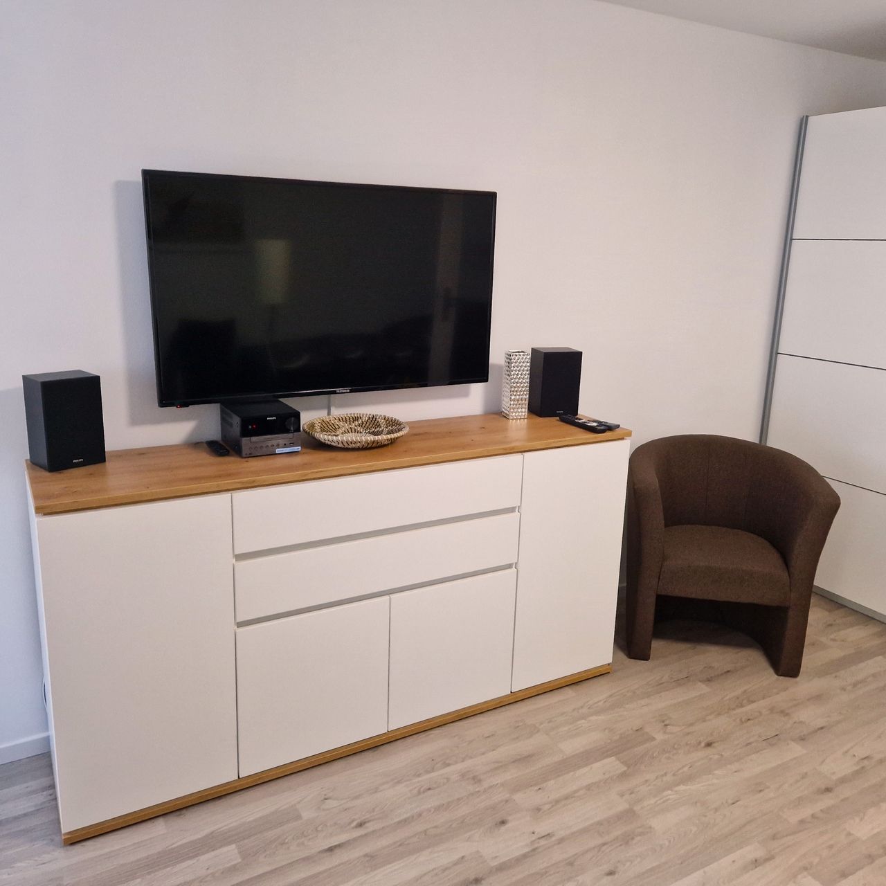 Fully equipped, quiet and just renovated flat (Schwabing/Munich)