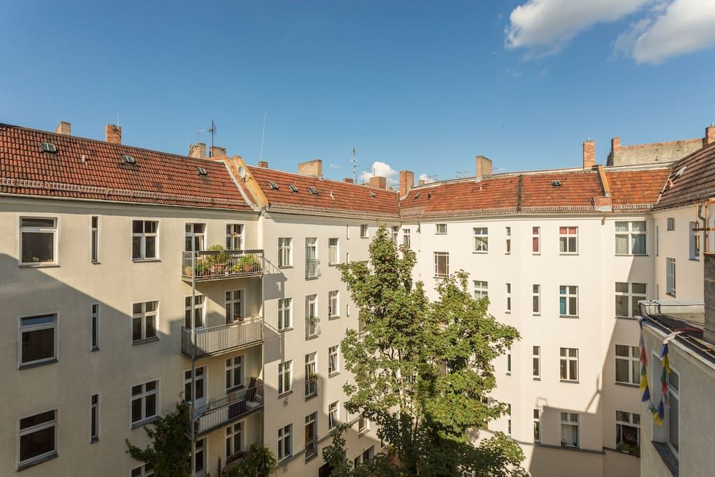 Luxuriously furnished apartment at Mauerpark, Prenzlauer Berg
