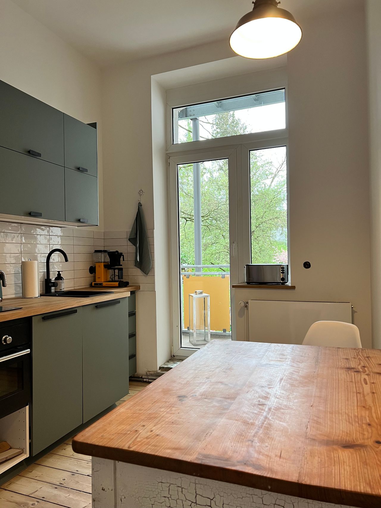 Central 2-room flat in an old building with charm in the List
