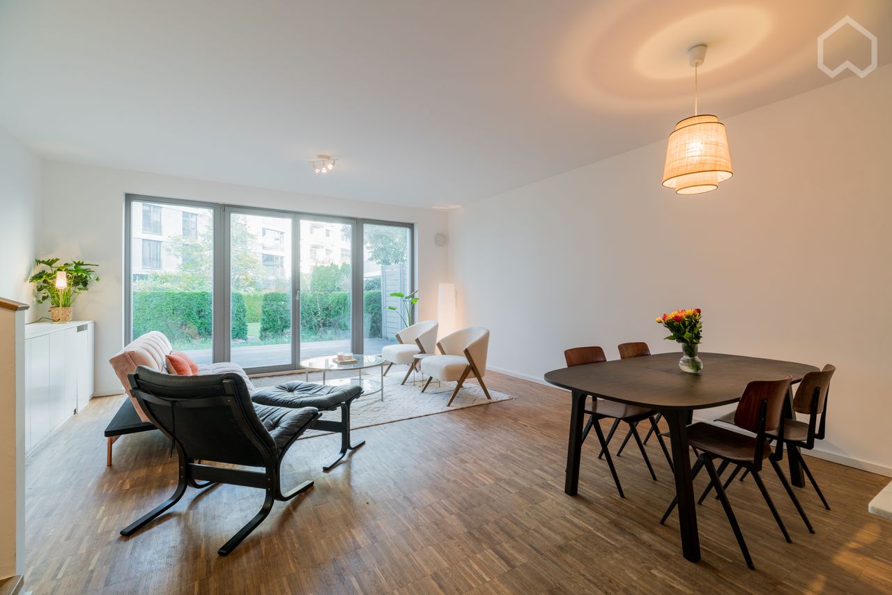 Lovely, spacious townhouse on the border of Kreuzberg and Mitte
