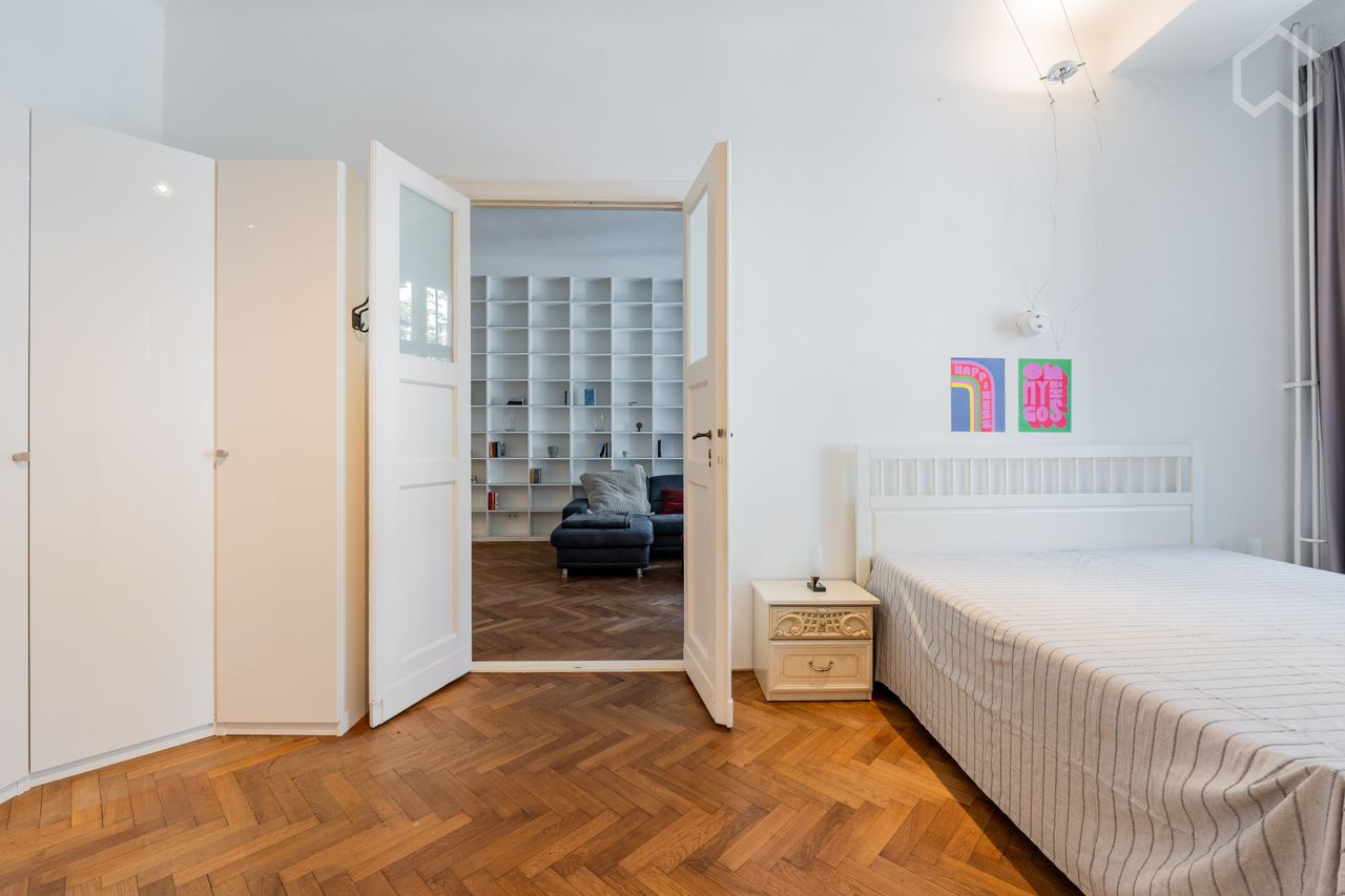 Beautiful 4 room home with private elevator in Wilmersdorf, Berlin