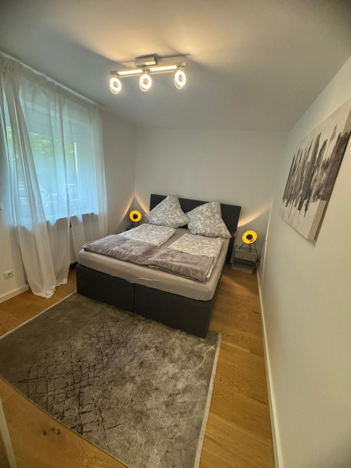 Fully furnished 2-bedroom apartment for rent in Munich