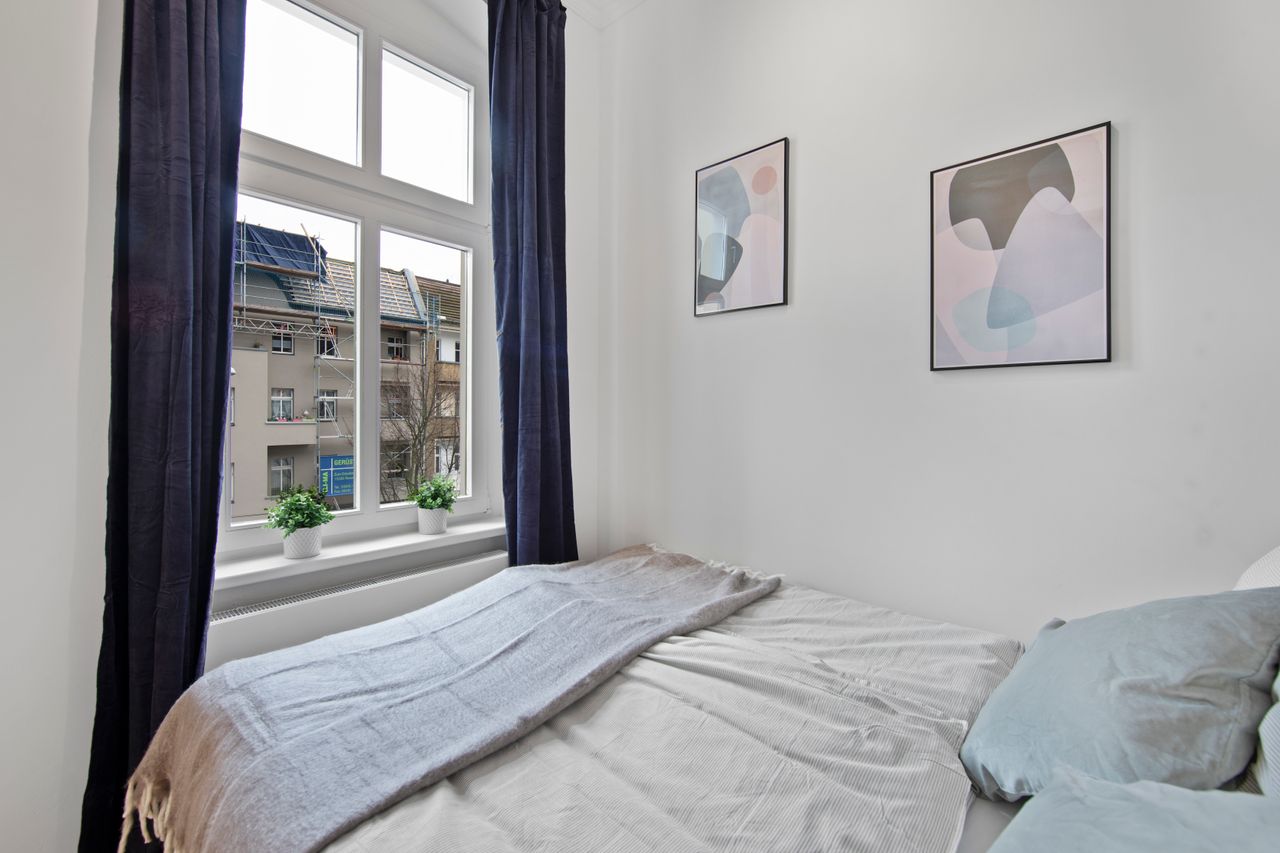 Sunny 2-room flat in the heart of Pankow
