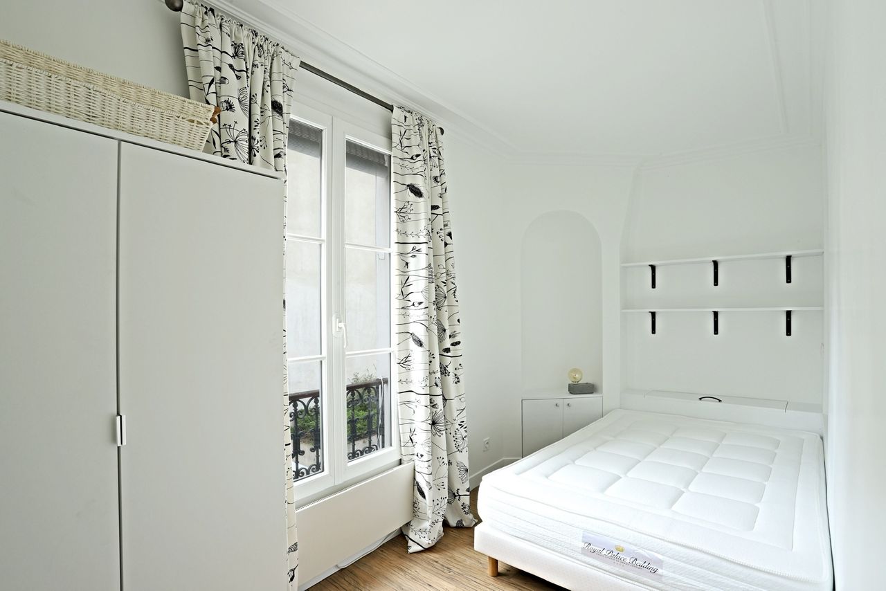 2 room apartment in the heart of Paris