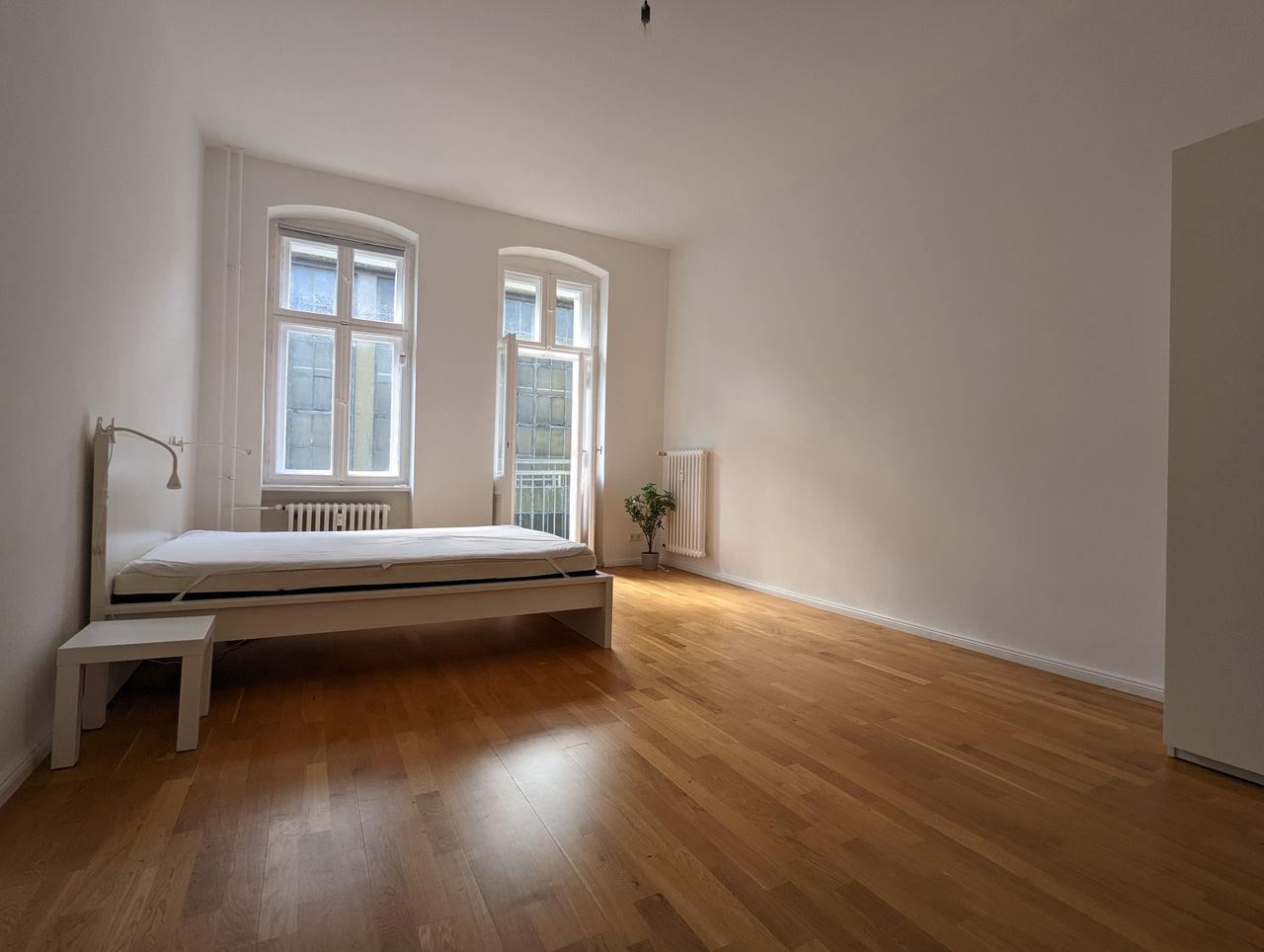 Quiet and spacious apartment in the center of Berlin