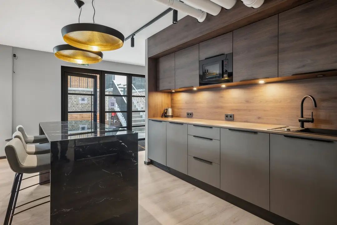 A fully furnished private apartment, ideal for a single person or a couple.