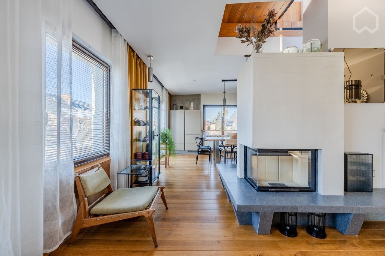 Shared architect's loft with 70m² terrasse