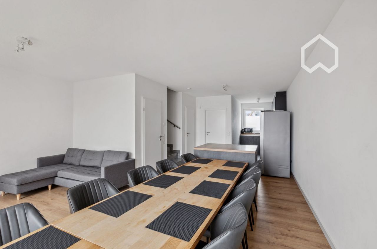 Modern apartment in Lüneburg area (-9 single beds)