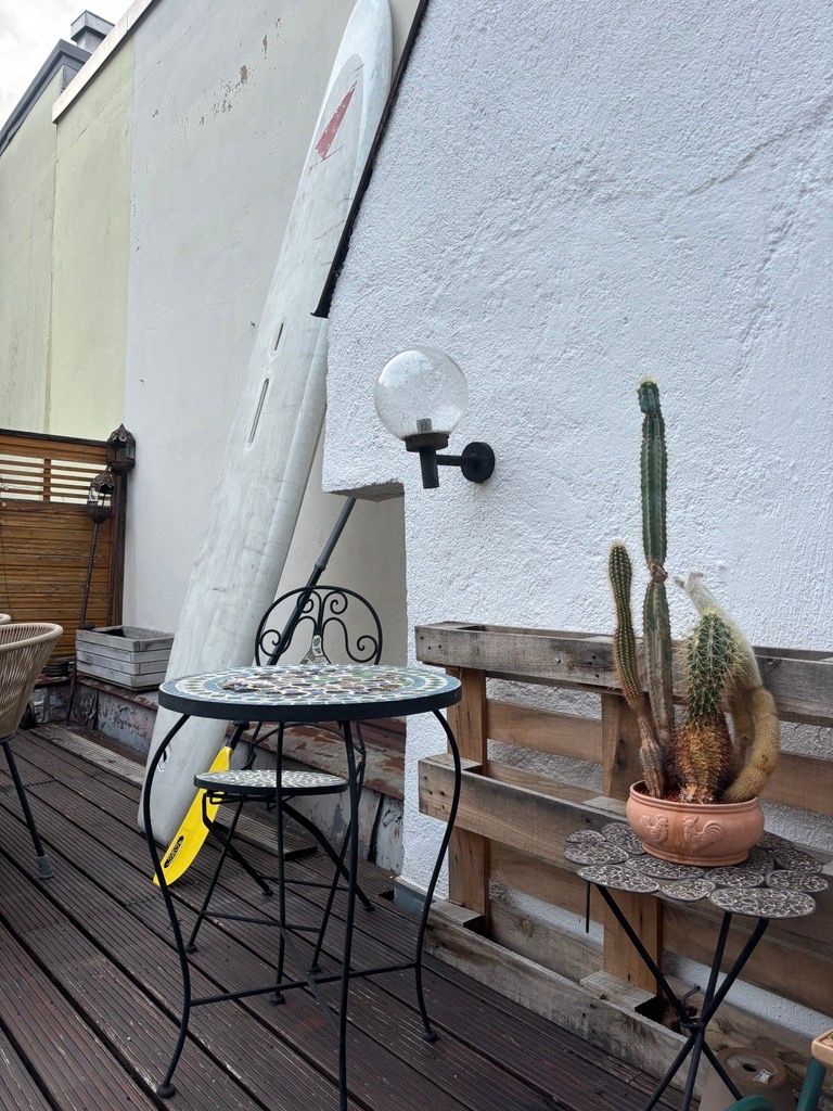 Beautiful old apartment with terrace in Schwabing (2 months)
