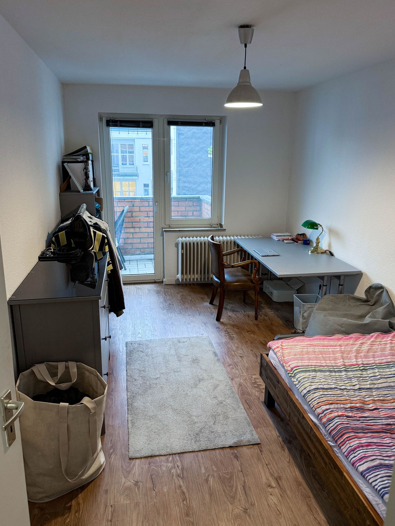 Bright 2-room apartment with balcony at Chlodwigplatz in Südstadt