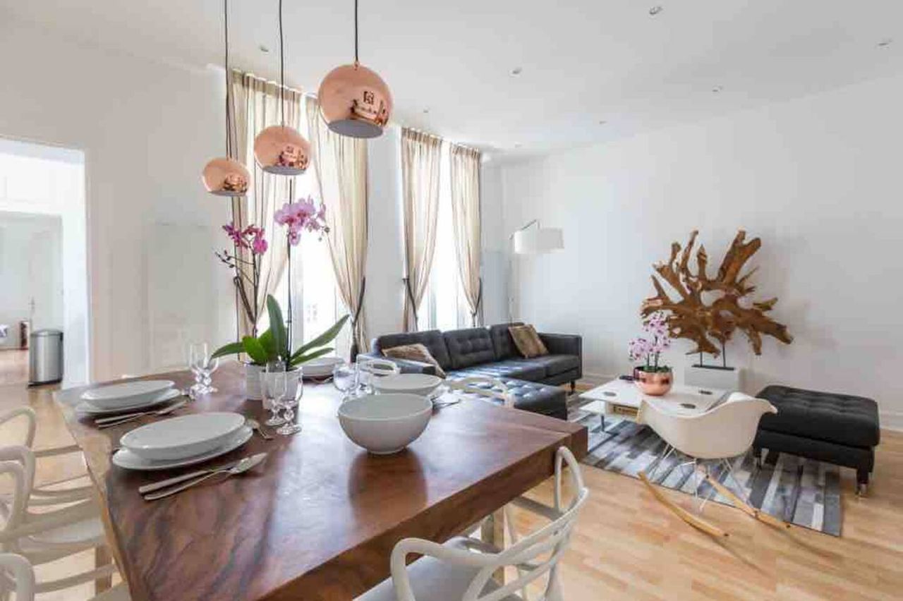 Elegant apartment in a traditional Parisian building with 2 separate bedrooms, 2 minutes from the Louvre - Quiet, exclusive neighborhood