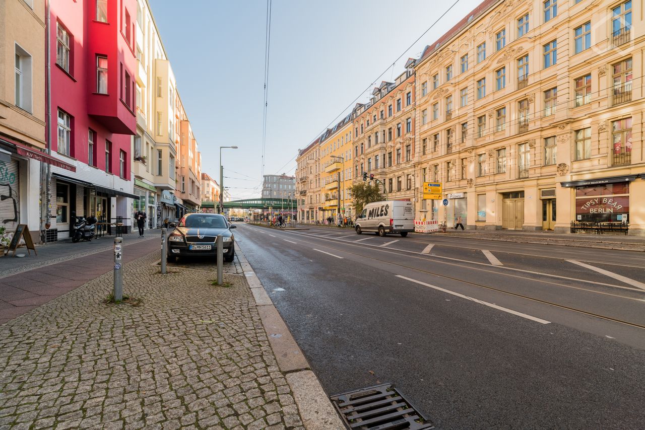 Sunny, quiet attic with terrace in Prenzlauer Berg