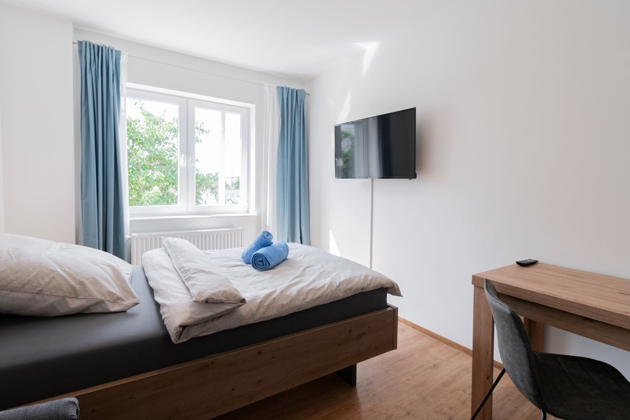 Cozy 2-Room Apartment with Balcony in Magdeburg