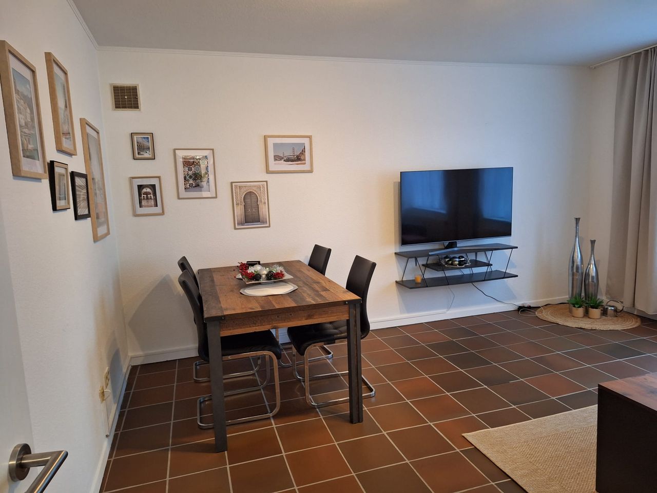 Bright, quiet flat located in Leverkusen