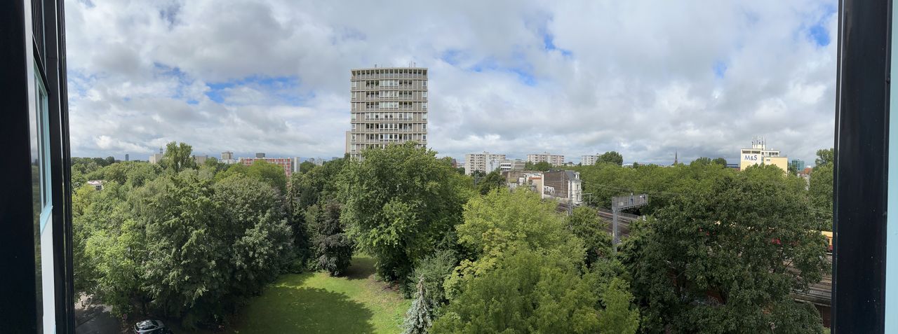 Stunning View over Berlin Cozy Midcentury Architecture icon in the Hansaviertel