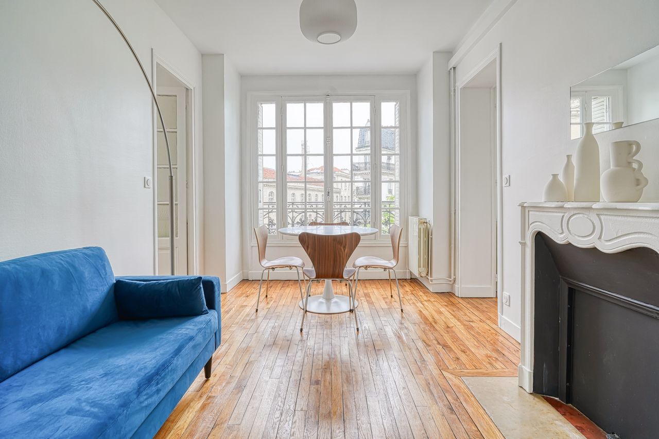 Charming 2-Bedroom Furnished Apartment Near Montmartre