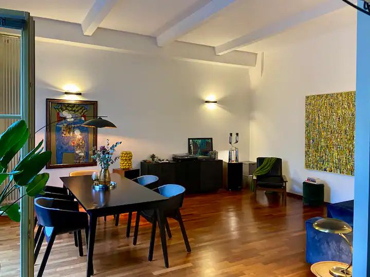 Exclusive Loft with 120 sqm of Living Space and High-End Amenities in Friedrichshain