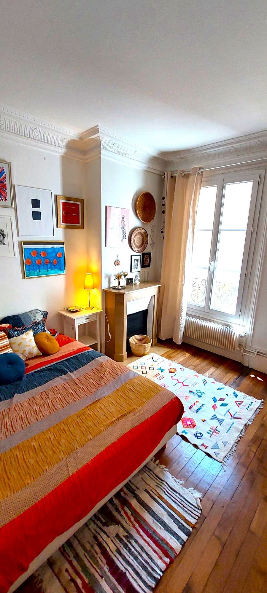 Fashionable & cute studio