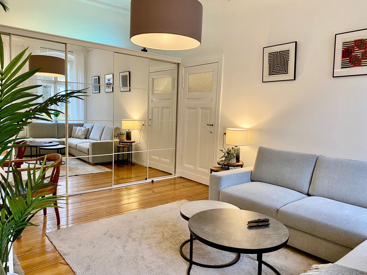 quiet old building apartment with garden in Charlottenburg