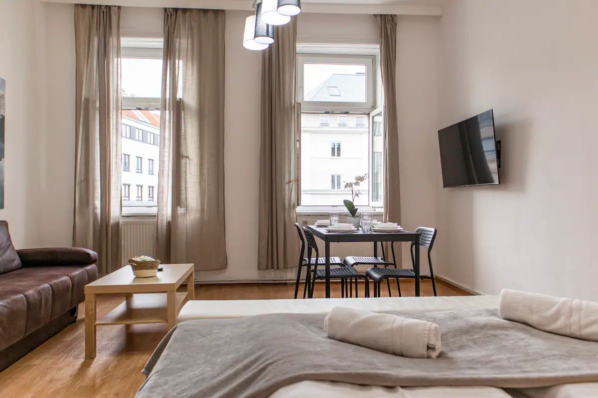 Comfortable 2BR apartment in the center of Vienna